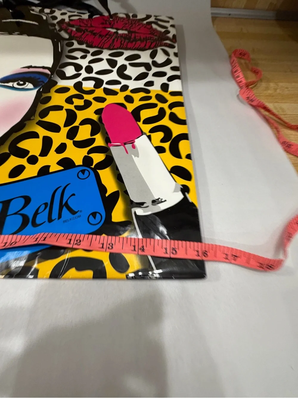 Graphic vintage Lipstick & Face party bag Tote - Belk